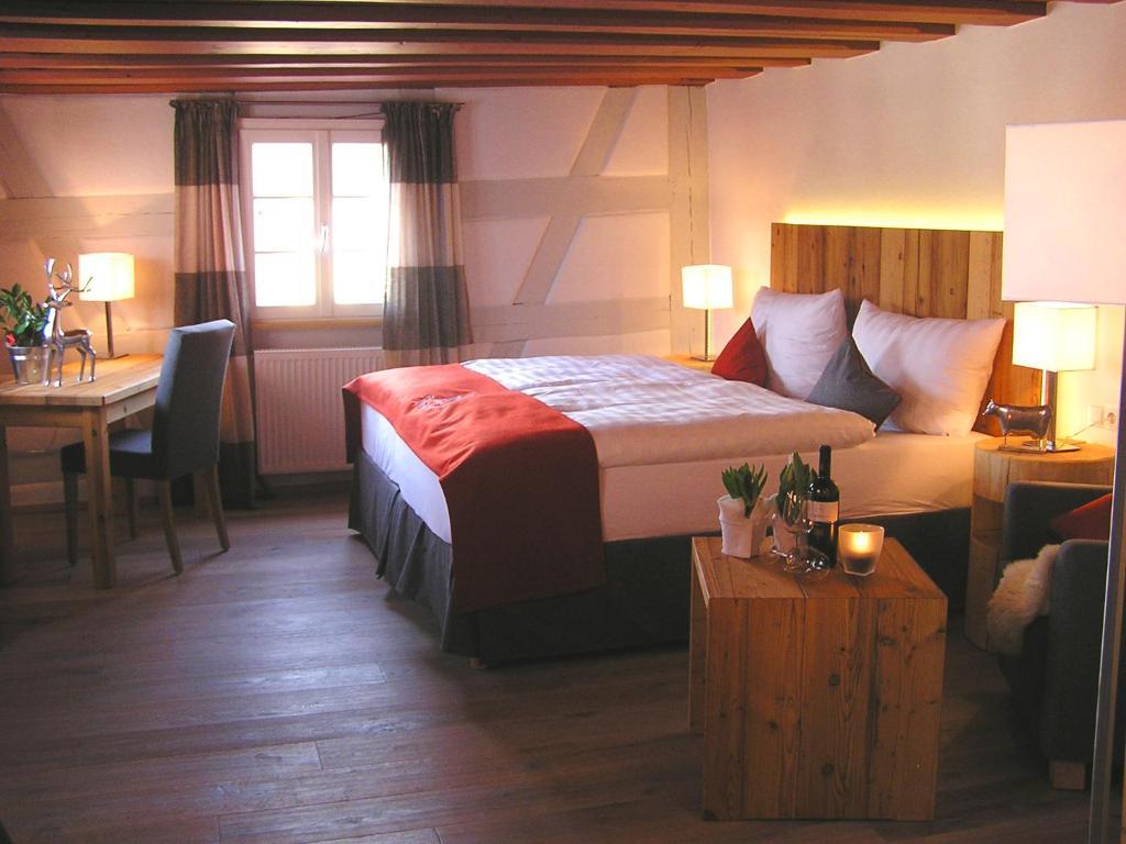 Landgasthof Weisses Lamm Engelthal Exterior foto